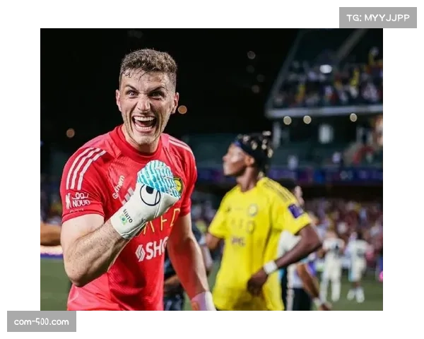 拉斯永恒主场逆转取胜 替补球员贡献制胜进球